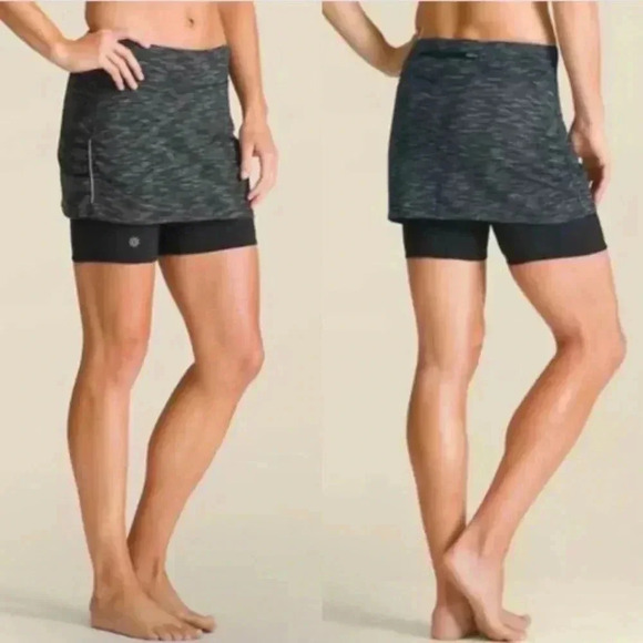 Athleta Contender 2 in 1 Skirt Shorts Combo - Picture 1 of 7